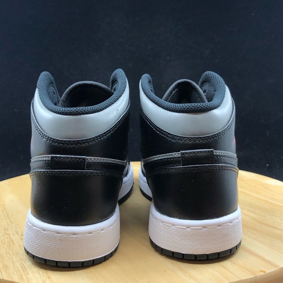 Nike Air Jordan 1 Mid GS Shadow Black Grey Gym Red White 554725-096 Size 5.5y - Picture 6 of 10